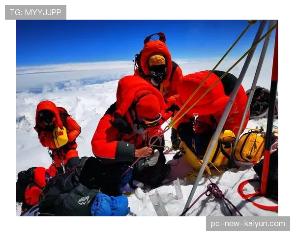 世界登山青年营学员救援演练合格名单公布，国际登山队